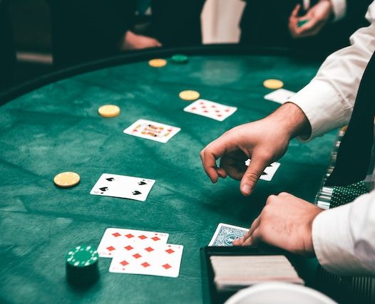 What Are Different Online Casino Games to Play?